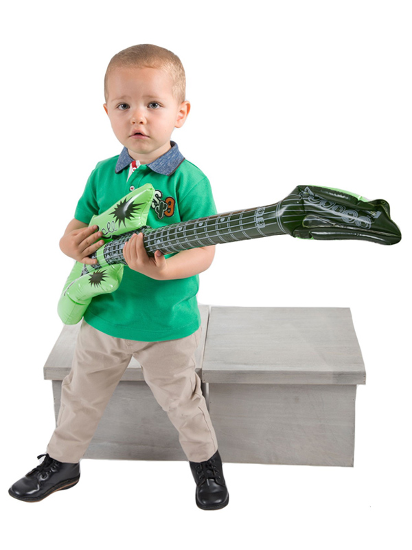 fb-bebe-guitarra-push
