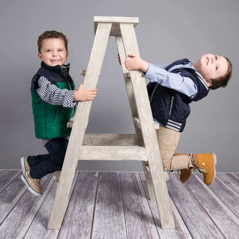 escalera-par-de-bebes